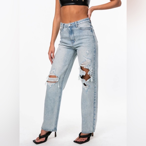 Edikted Ripped Jeans - Picture 3 of 3